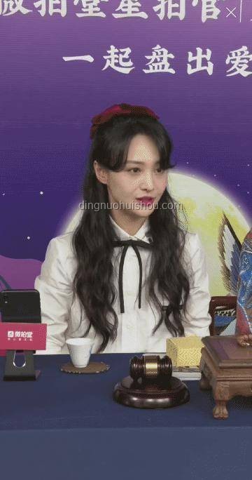 徐艺洋吹雪摇视频反复播放现象分析